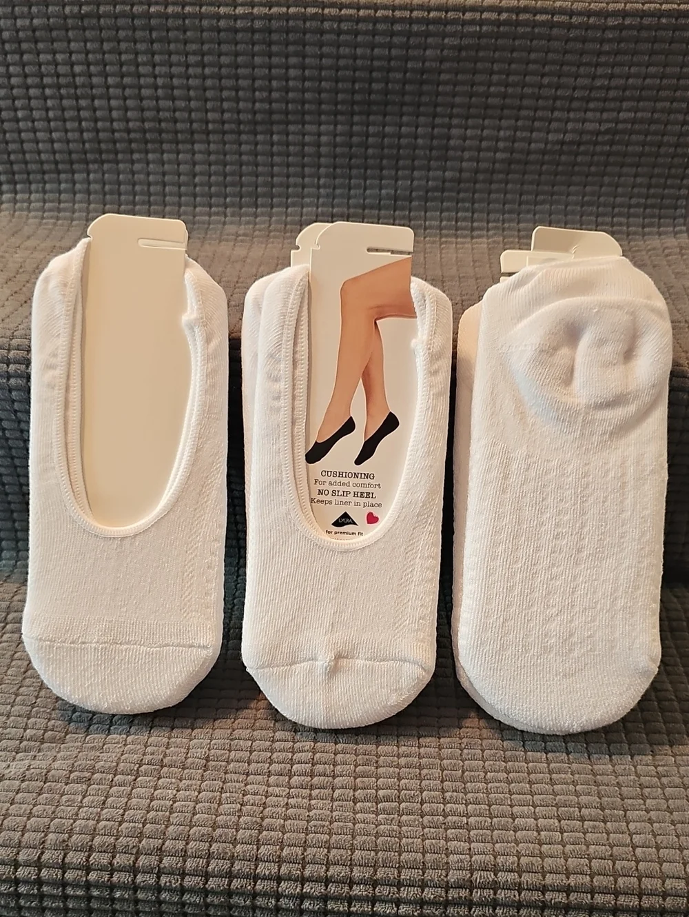 Peds Women's No-Show Cushion Low-Cut Socks. Shoe Size-5-10. New In Packaging.